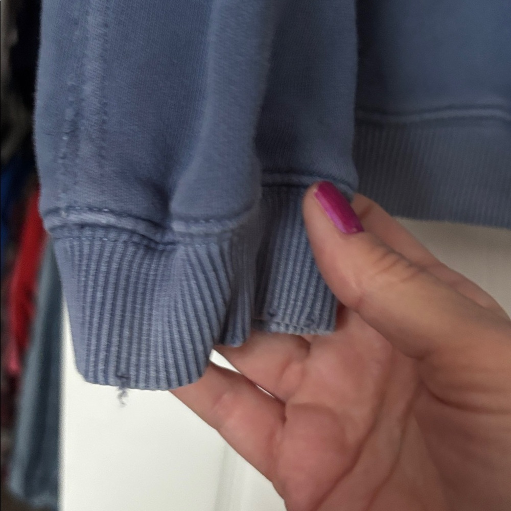 Aerie Women's Light blue 1/4 zip sweatshirt size small - Picture 7 of 7